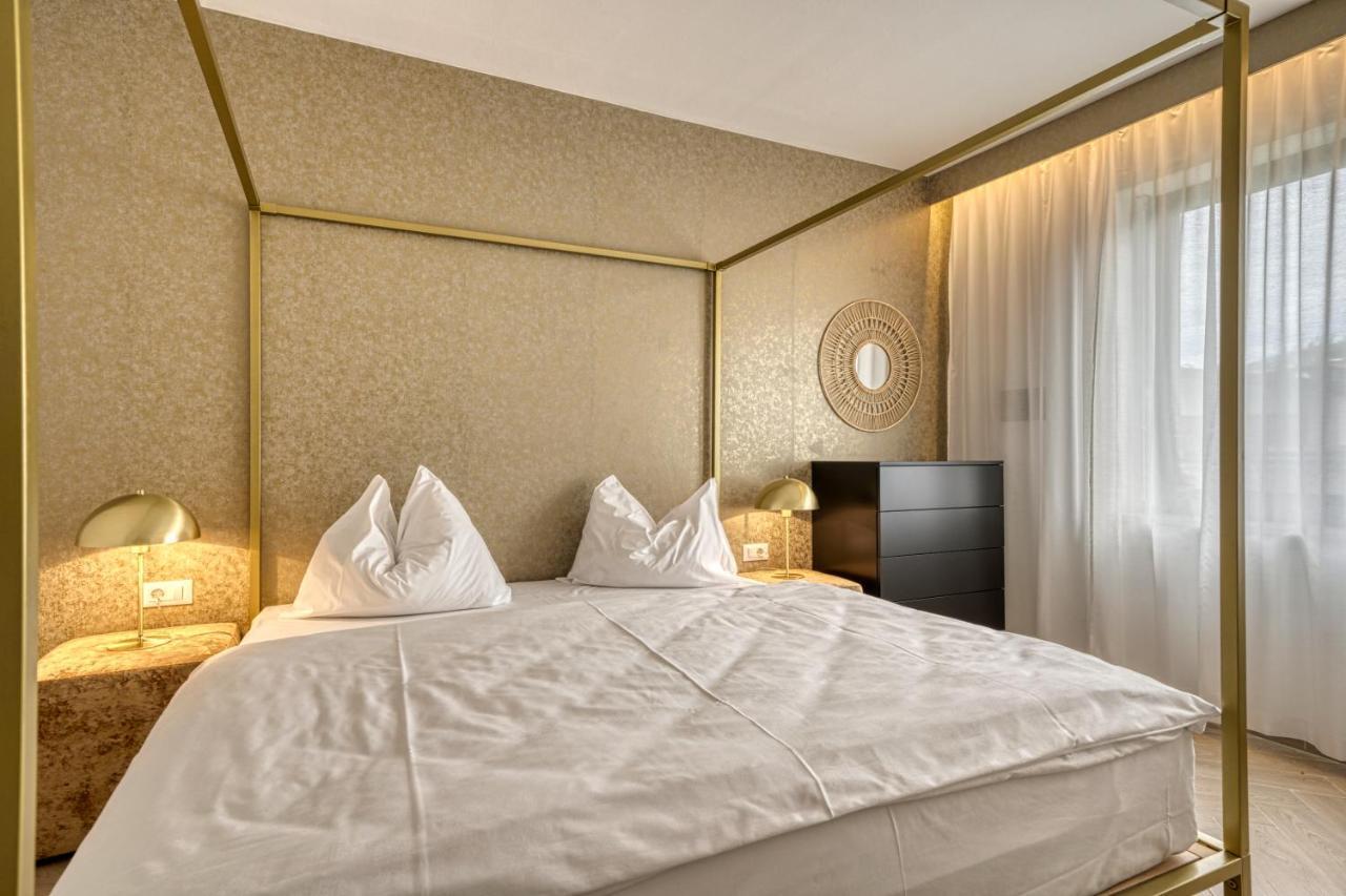 Goldfinger + Suites 拉纳 外观 照片
