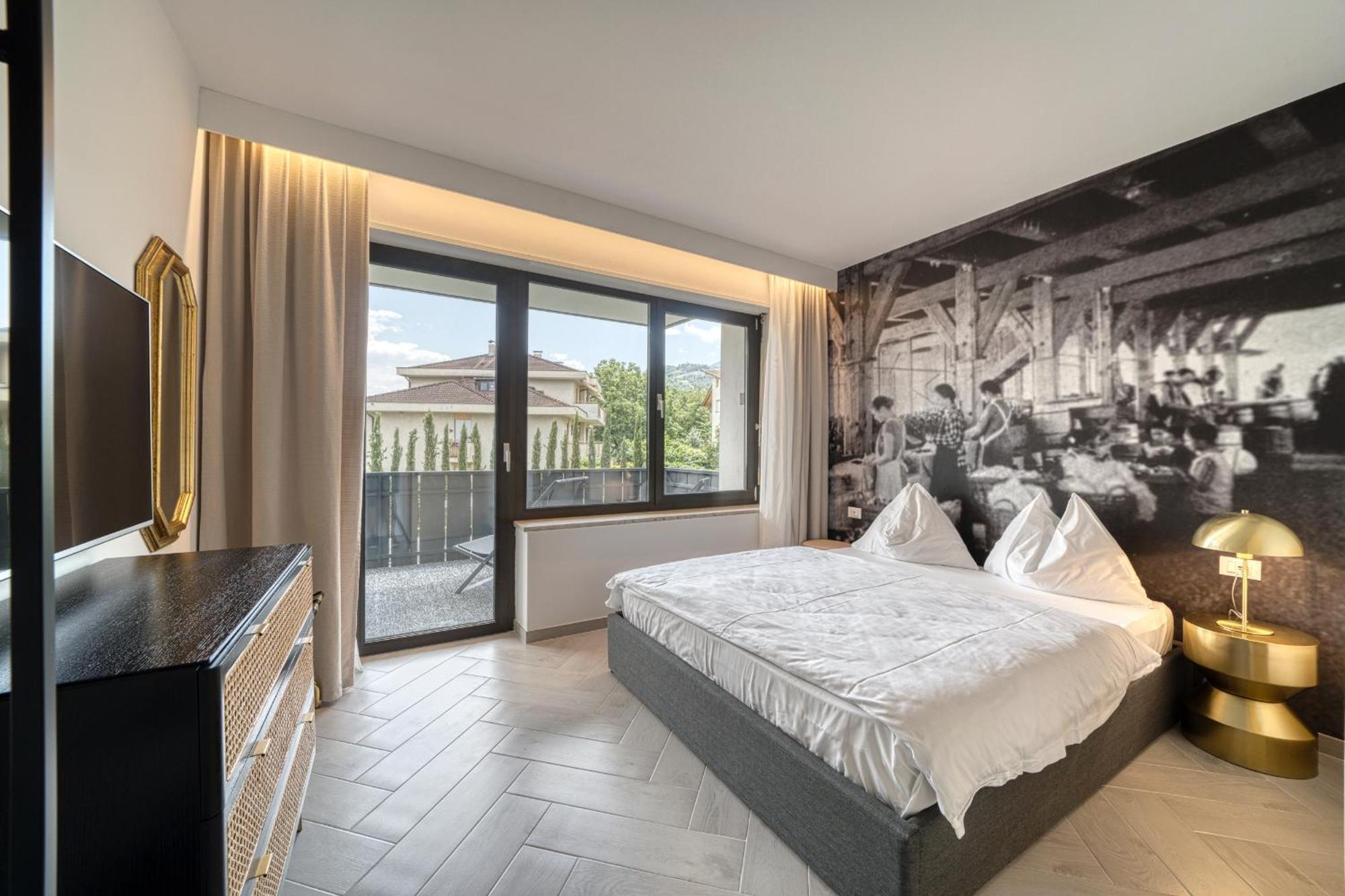 Goldfinger + Suites 拉纳 外观 照片